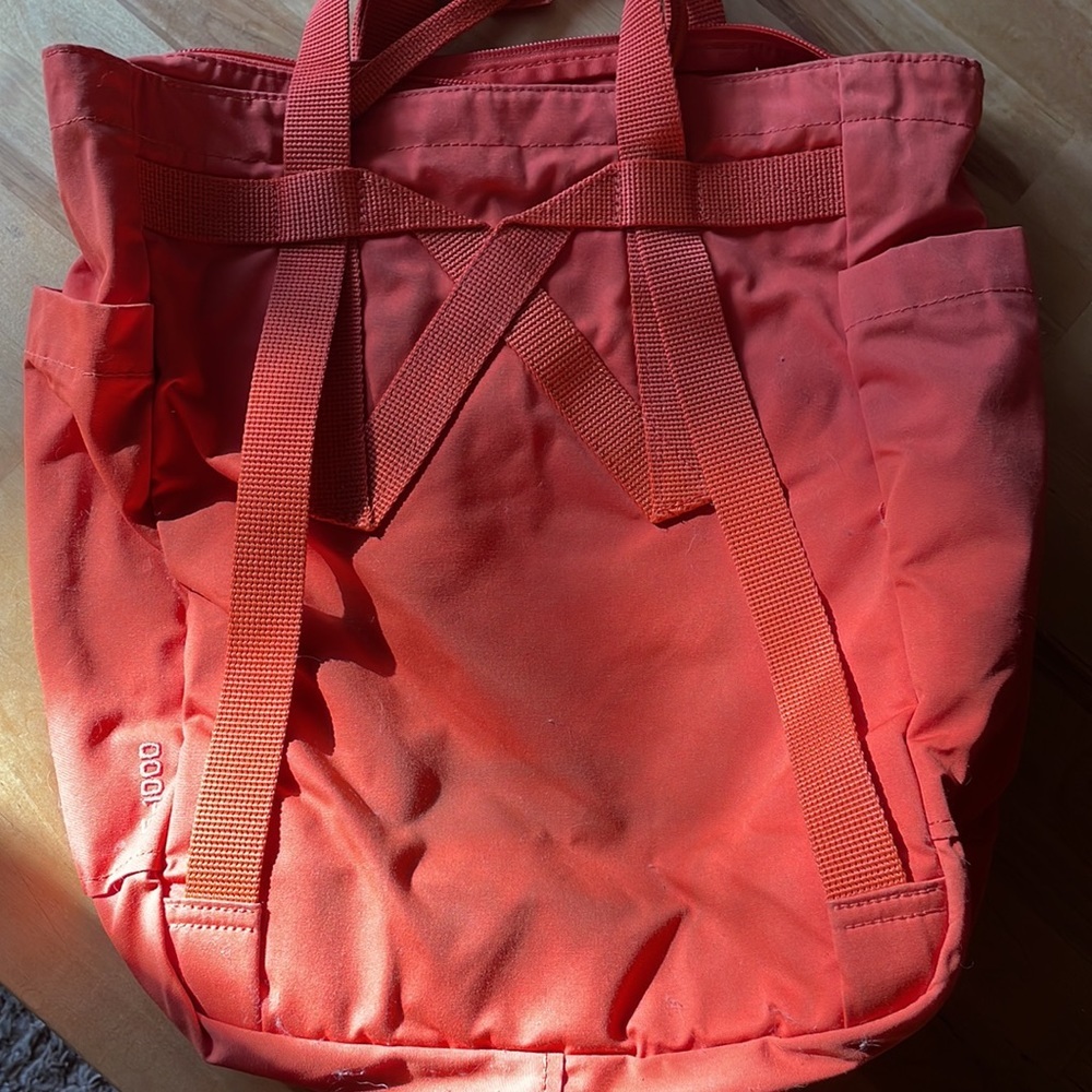 Fjallraven convertible tote - Picture 2 of 3